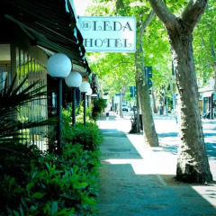 Hotel Leda