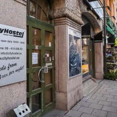 City Hostel спортивное сооружение