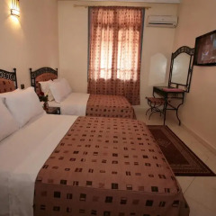 Отель Hôtel Ichbilia 2* Стандартный номер с различными типами кроватей фото 10