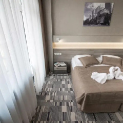 Апартаменты 12th Floor Apartments комната для гостей фото 2