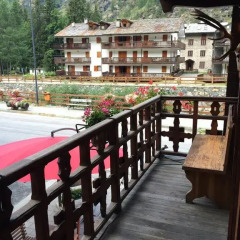 Отель B&B Gressoney балкон