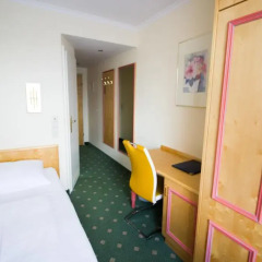 Отель AURBACHER 3* Стандартный номер фото 3
