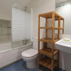 Отель Apartamentos Conde Duque Decó Испания, Мадрид - отзывы, цены и фото номеров - забронировать отель Apartamentos Conde Duque Decó онлайн ванная фото 2