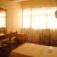 Отель Lily Restaurant and Inn Номер категории Эконом с различными типами кроватей фото 3