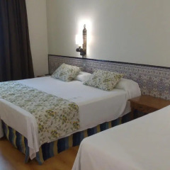 Отель NH Córdoba Guadalquivir 4* Стандартный номер с различными типами кроватей