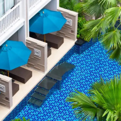 Отель Grand Mercure Phuket Patong 5* Улучшенный номер с двуспальной кроватью фото 2