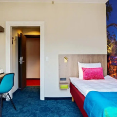 Richmond Hotel 3* Семейный люкс с 2 отдельными кроватями фото 3