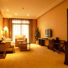 Отель Sun Town Hotspring Resort комната для гостей фото 4