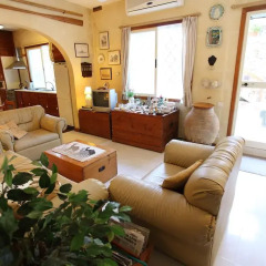 Отель Derek's Marsalforn Home интерьер отеля