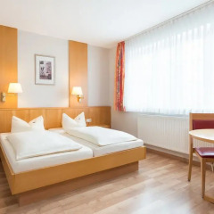 Hotel Neuwirt комната для гостей фото 3