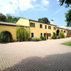 Отель Agriturismo Alba Мазера-ди-Падова парковка