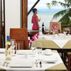 Отель Sara Beachfront Boutique Resort питание фото 2