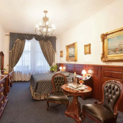 Отель U Zlateho Stromu 4* Студия фото 3