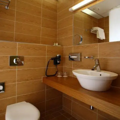 Hotel Bern by TallinnHotels 3* Номер Эконом с двуспальной кроватью фото 13
