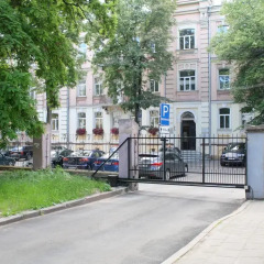 Апартаменты Old Town Apartment парковка