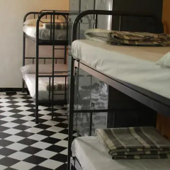 Hostel New York Кровать в общем номере с двухъярусной кроватью фото 7