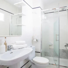 Отель Estel Blanc Apartaments - Adults Only Испания, Кала-эн-Форкат - отзывы, цены и фото номеров - забронировать отель Estel Blanc Apartaments - Adults Only онлайн ванная
