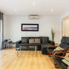 Отель Apartamentos Avenida Gaudi Барселона сауна