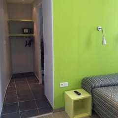 Отель H33 hôtel 2* Стандартный семейный номер с двуспальной кроватью фото 5