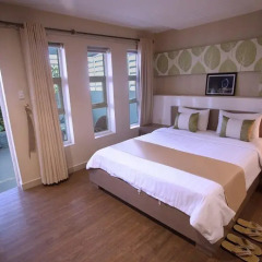 Thuy Sakura Hotel & Serviced Apartment 3* Люкс с различными типами кроватей фото 7