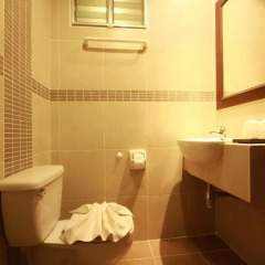 Hemingways Hotel 3* Улучшенный номер с различными типами кроватей
