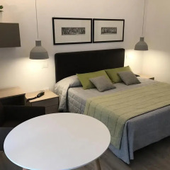 Hotel Bernina 3* Улучшенный номер с двуспальной кроватью фото 4