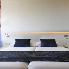 Java Hotel 4* Улучшенный номер с различными типами кроватей фото 4
