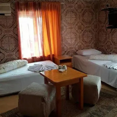 Shans 2 Hostel Стандартный номер с 2 отдельными кроватями фото 41