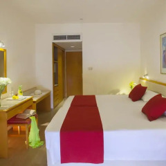 Queen's Bay Hotel 3* Стандартный номер с двуспальной кроватью фото 2
