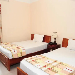 Hong Thang Hotel 2* Стандартный номер с двуспальной кроватью фото 4