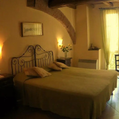 Отель Agriturismo Fattoria Corte Roeli 3* Стандартный номер
