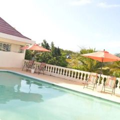 Отель Sea Grove Villa бассейн фото 2