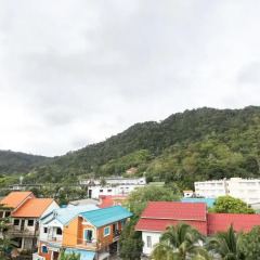 Barefoot Hotel Kalim Beach Front фото 2