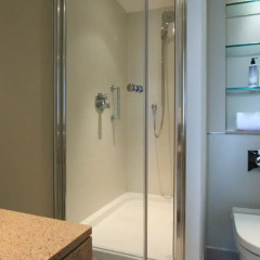 Отель Staybridge Suites London- Stratford Люкс с различными типами кроватей фото 5