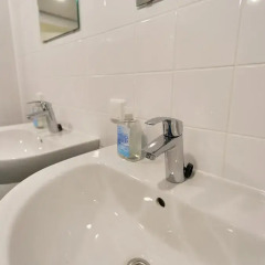 Отель Dutchies Hostel Нидерланды, Амстердам - отзывы, цены и фото номеров - забронировать отель Dutchies Hostel онлайн ванная