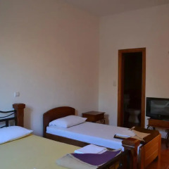 Отель Guesthouse Orlović Черногория, Будва - отзывы, цены и фото номеров - забронировать отель Guesthouse Orlović онлайн комната для гостей фото 2