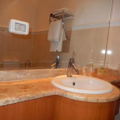 Отель Villa Bell Hill 4* Номер Делюкс с двуспальной кроватью