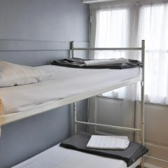 Travel Hotel Amsterdam Стандартный номер с двуспальной кроватью (общая ванная комната) фото 2