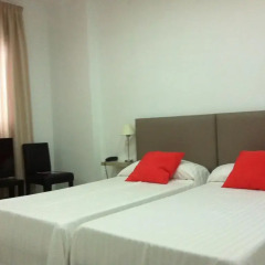 Cool Sevilla Hotel 2* Номер категории Эконом с различными типами кроватей