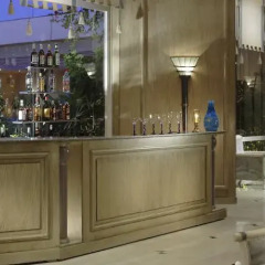 Апартаменты Hurghada Suites & Apartments Serviced by Marriott гостиничный бар