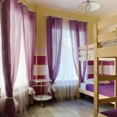 Хостел Окно в Европу Кровать в общем номере с двухъярусной кроватью фото 7