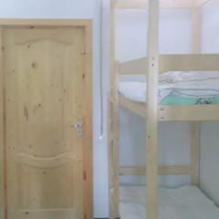 Хостел Wishka Стандартный номер с двуспальной кроватью (общая ванная комната) фото 2