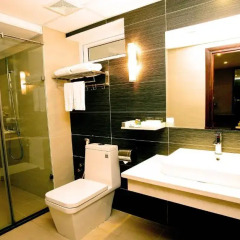Skylark Hotel 4* Номер Делюкс с различными типами кроватей фото 5