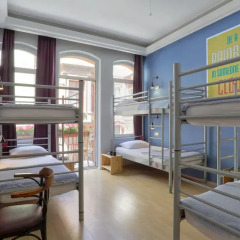 Hush Hostel Lounge Кровать в женском общем номере двухъярусные кровати