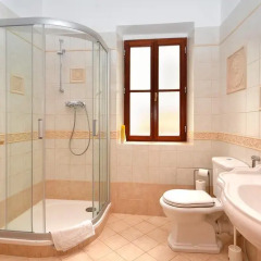 Апартаменты Karlova Prague Apartments Люкс с различными типами кроватей фото 16