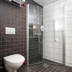 Отель Pingvinhotellet UNN Tromsø 3* Стандартный номер с различными типами кроватей фото 8