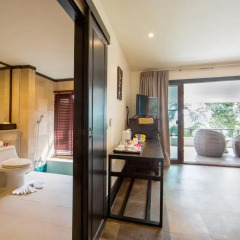 Отель Andaman White Beach Resort 4* Номер Делюкс с различными типами кроватей фото 13