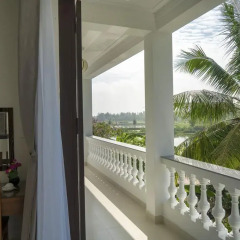 Отель Luna Villa Homestay 3* Номер Делюкс с различными типами кроватей фото 6