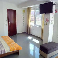 Отель Elite House Trpejca 4* Люкс с различными типами кроватей