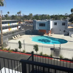 Отель Super 8 - Las Vegas США, Лас-Вегас - отзывы, цены и фото номеров - забронировать отель Super 8 - Las Vegas онлайн балкон
